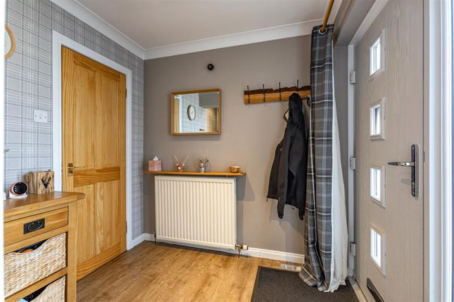 54, Eildon Crescent, Melrose photo 4