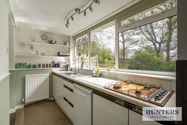 23, Larkfield Avenue, Leeds photo 4