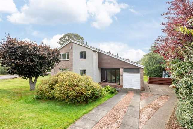 Detached house for sale in 17 The Spinneys, Dalgety Bay