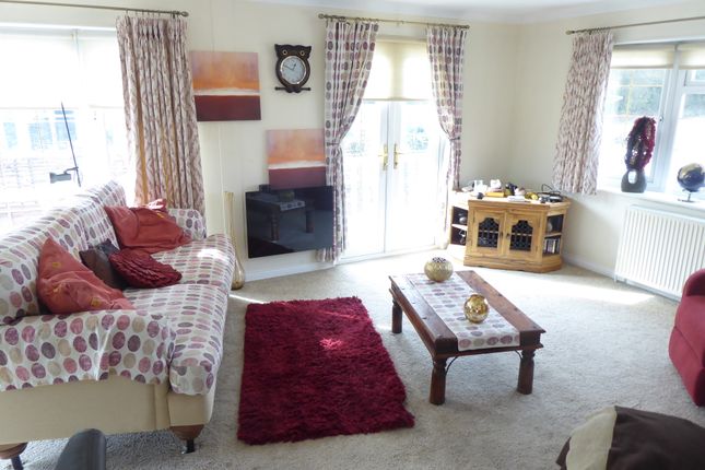 22A, Collinswood Park, Folly Lane, Caddington, Luton photo 5