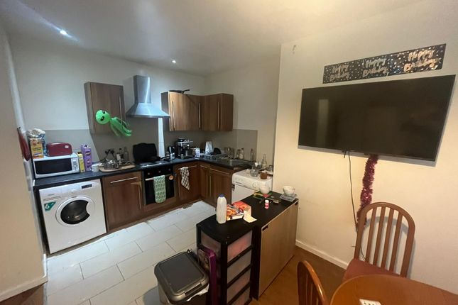 Property to rent in North Grange Mount, Leeds, West Yorkshire