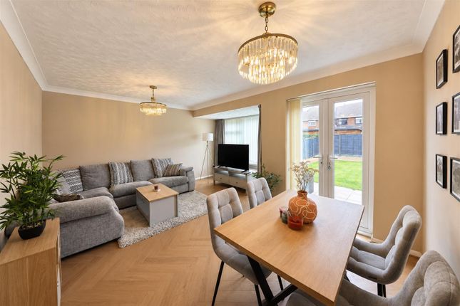 Woodleigh Drive, Hull photo 4