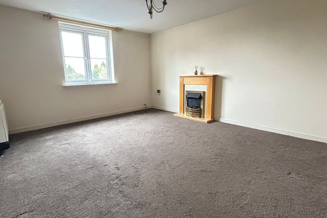 Flat 4, 17, Brick Kiln Way, Warwickshire photo 2