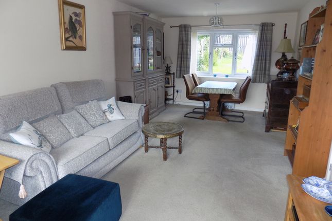 9, School Close, Fenny Bentley photo 5