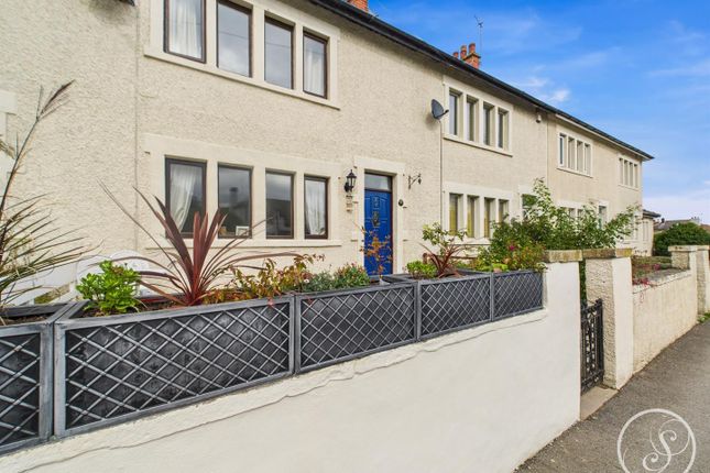 2-bed house on 8, Leeds Road, Leeds, £240,000