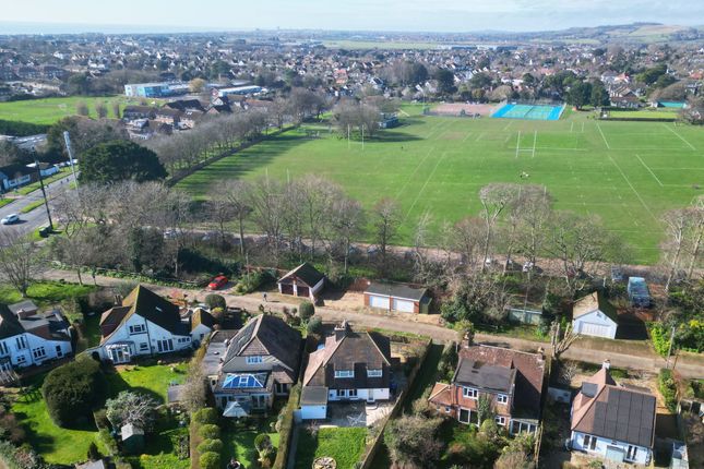 8 Parkside, Shoreham-By-Sea photo 3