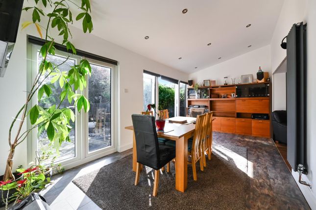 269, Kingston Road, Ewell photo 4
