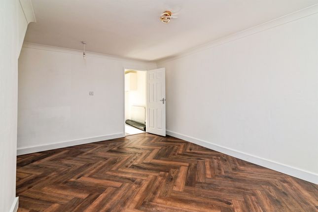 8, Hartness Road, Nottingham photo 2