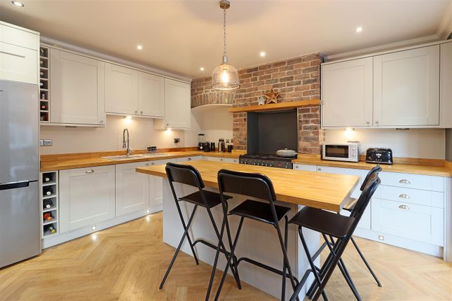 13, Monks Avenue, Whitley Bay photo 3