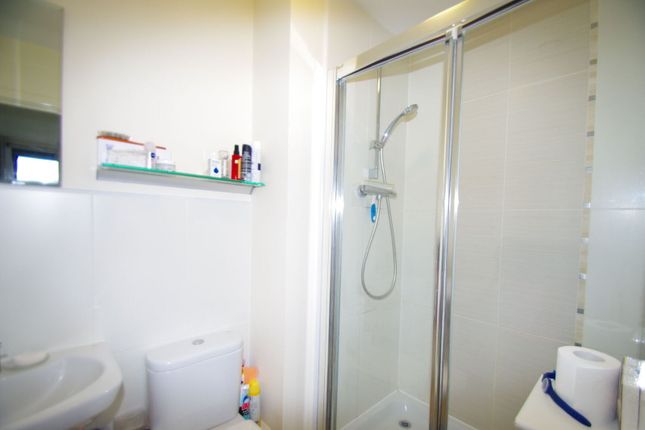 Flanders Court, WD17, Watford photo 4
