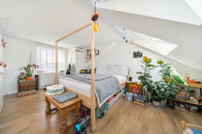 34B, Arngask Road, London photo 2