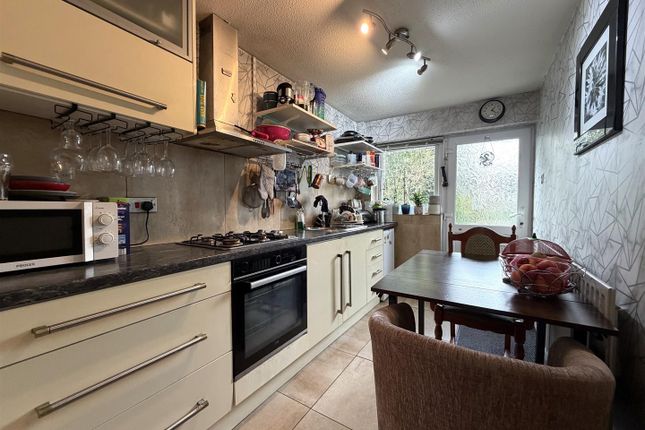 39, New Drake Green, Bolton photo 3