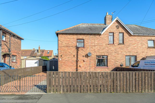 3-bed semi-detached on 11 Fallodon Avenue, Alnwick, £165,000