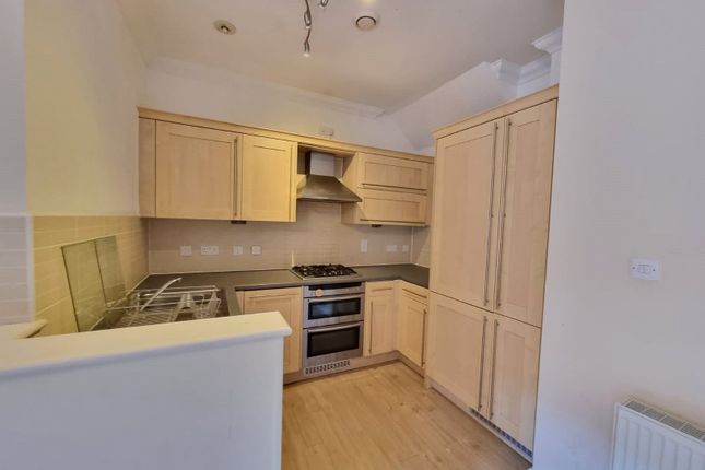 Apartment 233,, Huntingdon Wing, Fairfield Hall photo 3