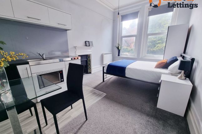 Room to rent in Westbourne Gardens, Folkestone
