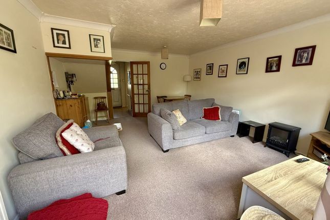 30, Periwinkle Close, Lindford photo 3