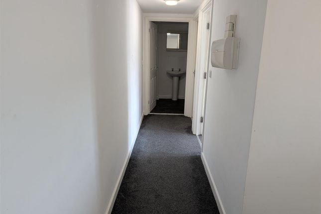 LL Ref 27C, Apartment 3 Old Coronation School, Meyrick Street, Pembroke Dock photo 5