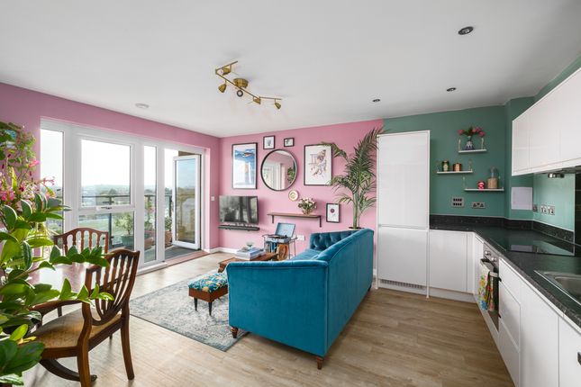 Flat 23 Emer Court, Rowland Road, London photo 2