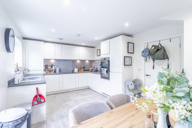 22, Jazz Lane, Basildon photo 4