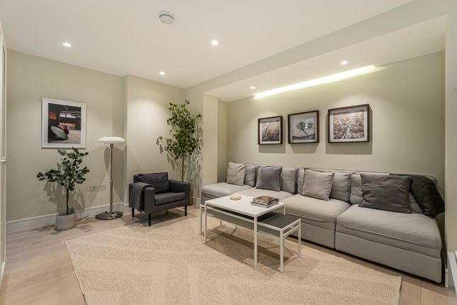 2-bed flat on Flat 1b, 33, Cornwall Mansions, Kensington Court, London, £1,295,000