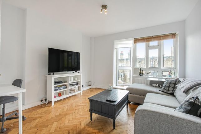 Thumbnail Flat for sale in Wiltshire Close, London