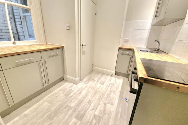 Flat 1, 3, Duke Street, Margate photo 4