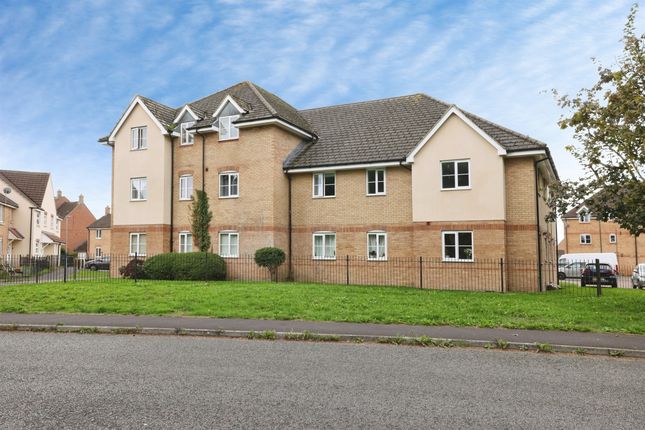 2-bed flat on 11, Anzio Road, Devizes, £140,000