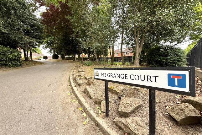 5, Grange Court, Barnsley photo 2