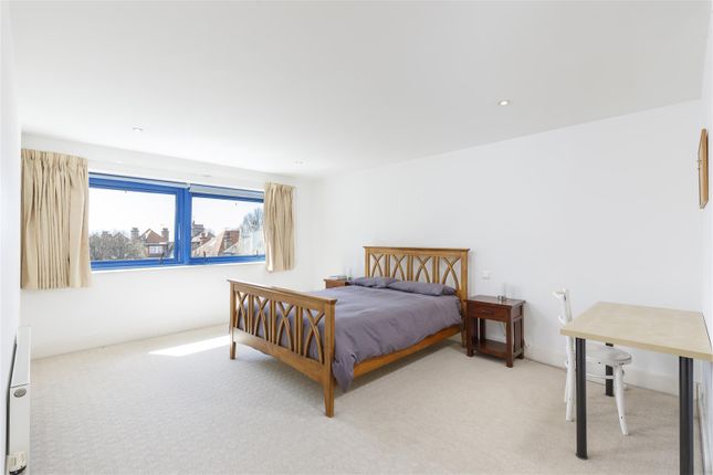 Flat 10 York Mansions East,, Temple Gardens, East Sussex photo 4