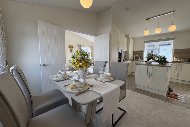 2-bed caravan on 22, Cliffs Drive, Canvey Island, £295,000
