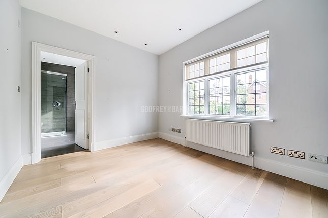 Detached house for sale in Marsh Lane, London