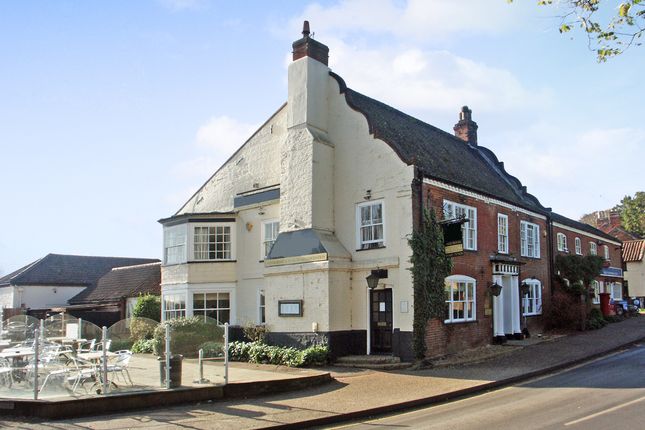 Thumbnail Pub/bar for sale in 26 Wroxham Road, Coltishall