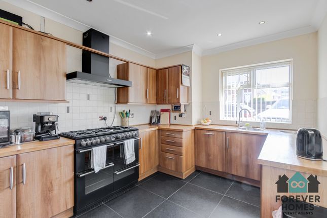 247, Dodworth Road, Barnsley photo 4