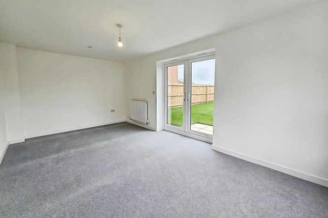1, Sycamore Road, Deeside photo 2