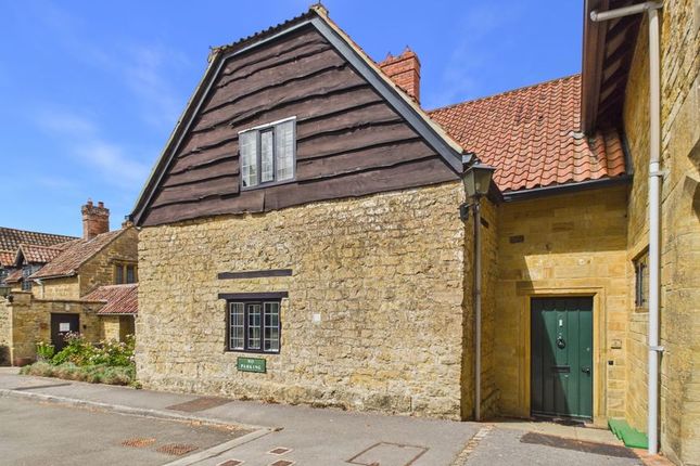 2-bed house on 6, Hayes End Manor, South Petherton, £280,000