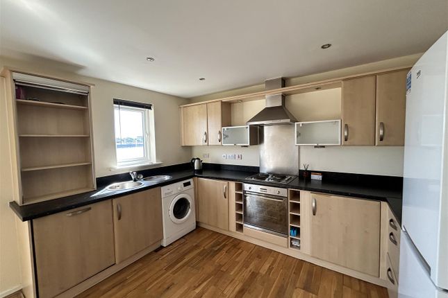 18, Cwrt Westfa, Llanelli photo 5