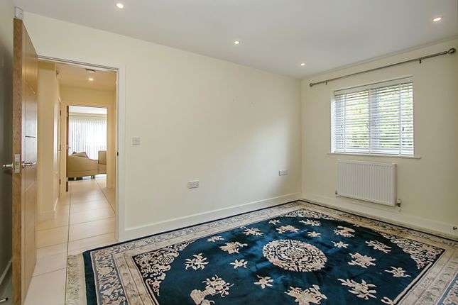 Flat for sale in 44 Springfield Road, Poole