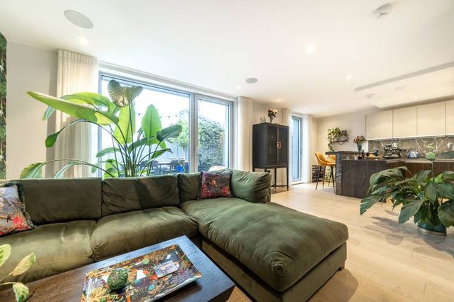 Property to rent in Espalier Gardens, London, Greater London