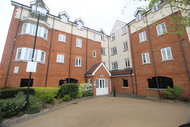 Thumbnail Flat to rent in William Ransom Way, Hitchin