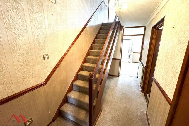 7, Hennawood Close, Liverpool photo 3