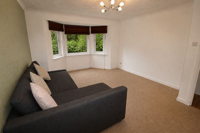 Waverley Crescent, Livingston, Livingston photo 5