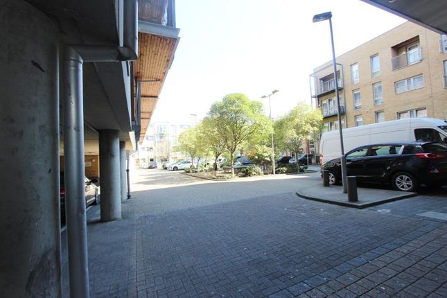 30, Emily Duncan Place, London photo 2