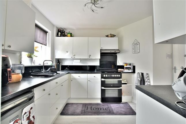 2, Brattleby Crescent, Lincoln photo 4