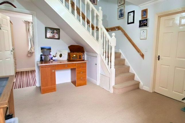 135, Heol Cae Gurwen, Ammanford photo 4