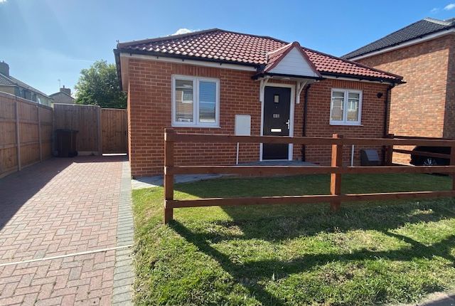 Bungalow to rent in Doggetts Row, Isle Of Grain, Rochester