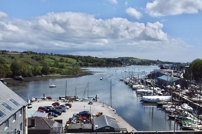 11 Swingbridge House, Quay Hill, Penryn photo 2