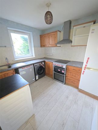 9/3, West Pilton Drive, Edinburgh photo 3