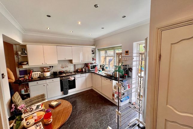 18, Dudley Gardens, West Ealing photo 5