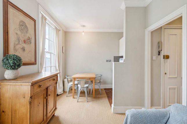 Flat to rent in Oakley Street, Chelsea