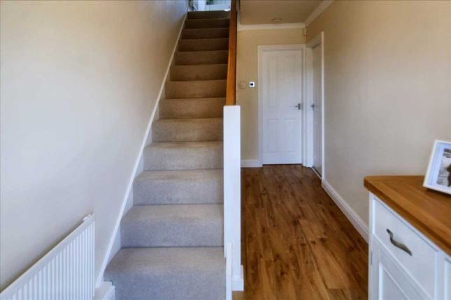 10, Kent Avenue, Nottingham photo 3